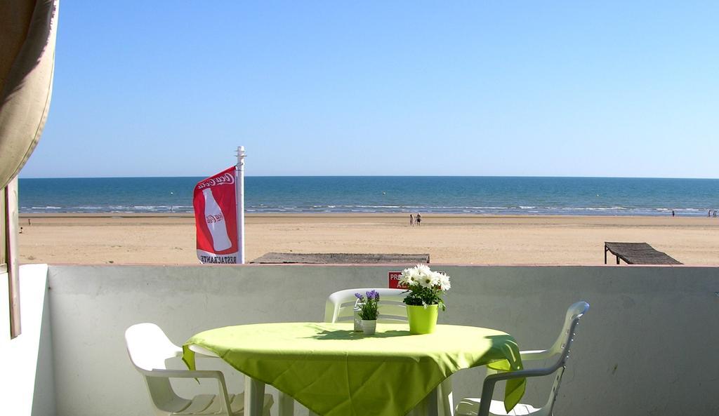 Apartamentos Calypso 푼타움브리아 객실 사진